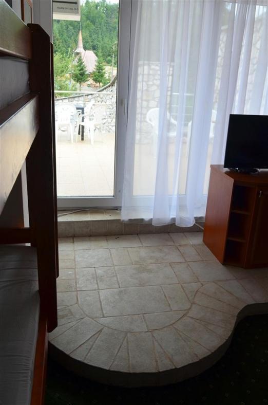 Vila Liliacul Stana de Vale Luaran gambar