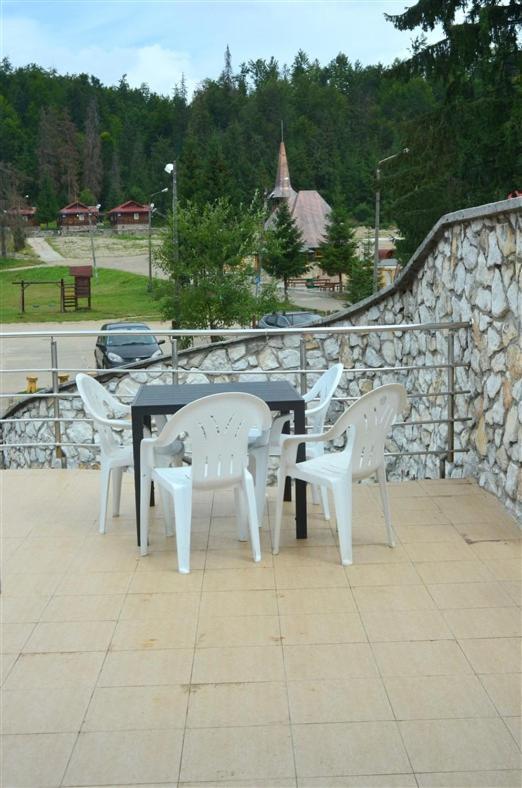 Vila Liliacul Stana de Vale Luaran gambar